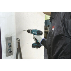 Perceuse visseuse makita utilisation DHP453RYJ